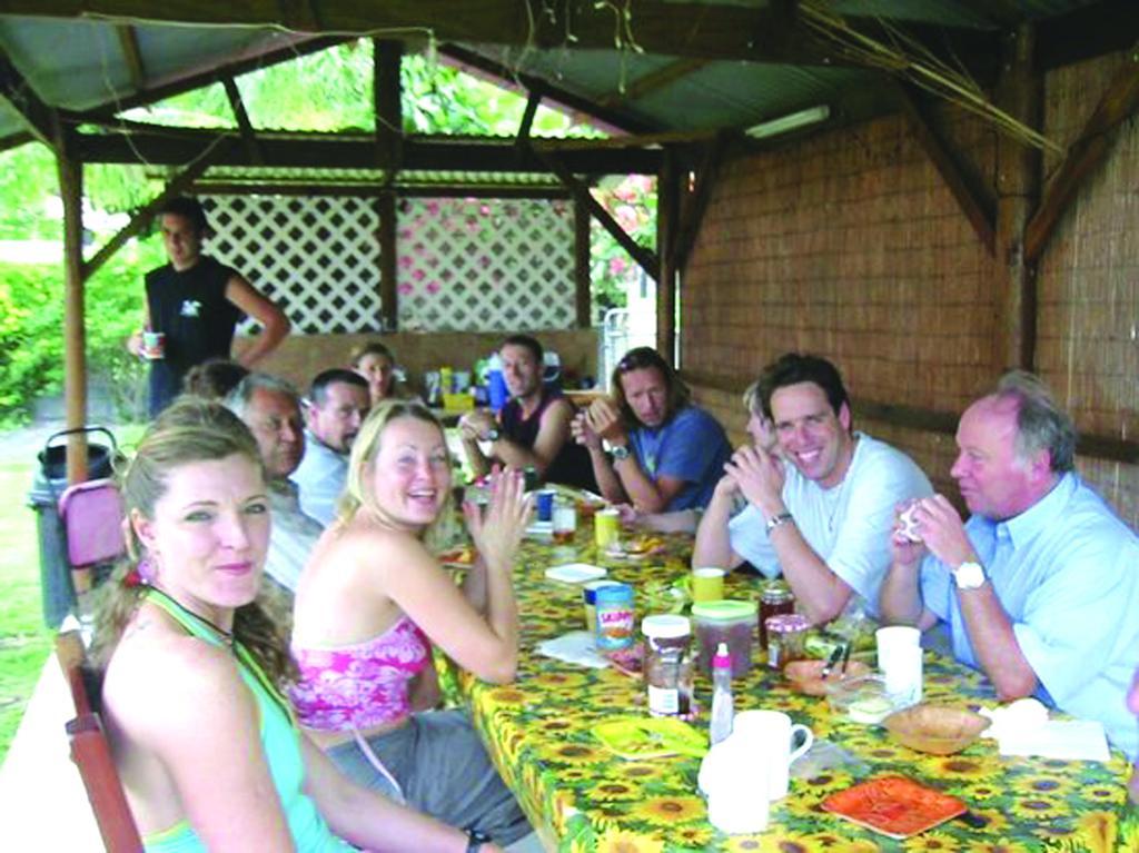 Pension Te Miti - Plage-Beach 200M - Mahana Parc & Vaiava Beach Pk18 - B&B Chambres Ou Dortoir Punaauia  Dış mekan fotoğraf